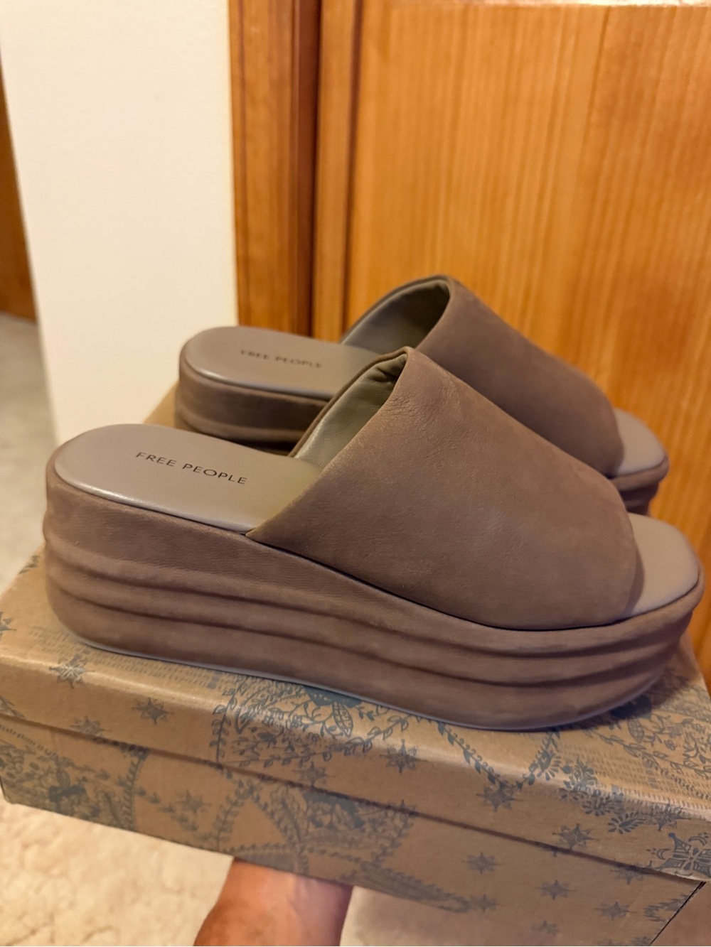 Free People Harbor Flatform Slide Mules NEW 6.5